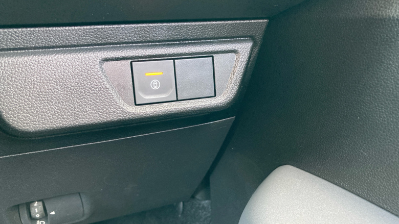 Dacia Jogger 1.6 HEV Extreme 5dr Auto Hybrid Estate